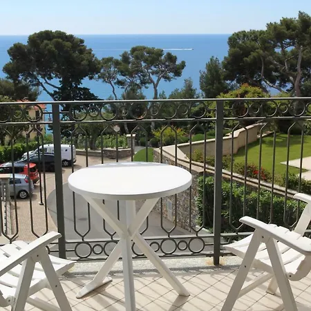 Apartamento Magnifica Vista Mare Imperia